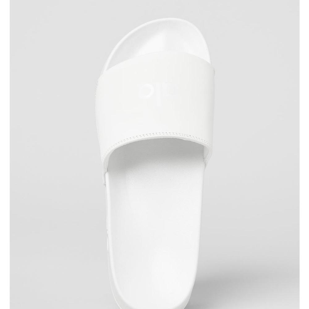 ALO NWOT White It Slide